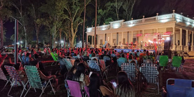 Orquesta Municipal presentando Pururu, musica de peliculas